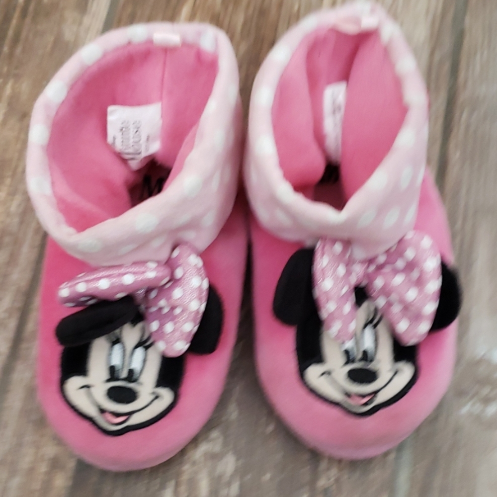 Houseshoes
